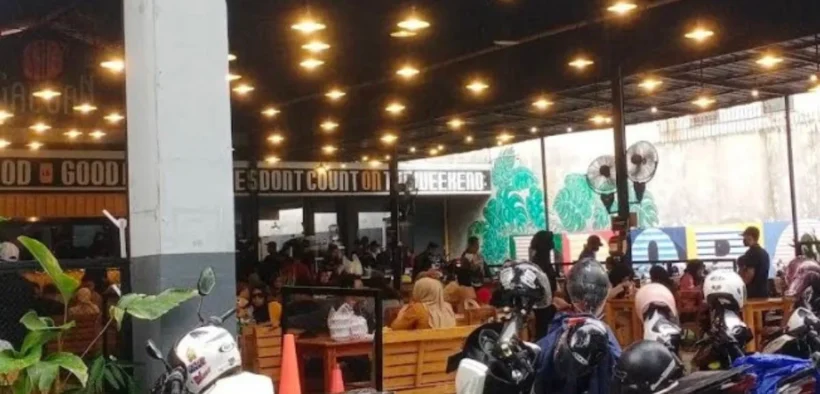 Mie Gacoan Kota Probolinggo menjadi sorotan DPRD terkait Langgar Aturan Perizinan, dipertanyakan legalitas operasionalnya.
