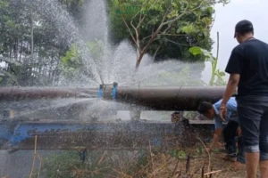 Pipa Tua Perumdam Bayuangga Bocor, Warga Probolinggo Terdampak