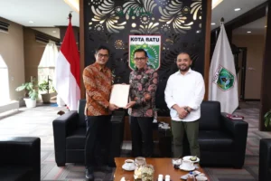 Pemerintah Kota Batu Terima 6 Sertifikat Aset Redistribusii Tanah
