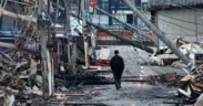Jalan Asaichi-dori yang terbakar akibat gempa bumi, di Wajima, Jepang, 4 Januari 2024. (REUTERS/KIM KYUNG-HOON)