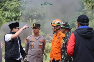 6 Warga Trenggalek Hilang Akibat Longsor, Tim SAR Dikerahkan