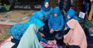 TP PKK Lumajang Apresiasi Inovasi Posyandu Lansia dengan Permainan Tradisional