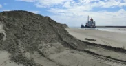 pengerukan pasir di pulau enggano lkrisis
