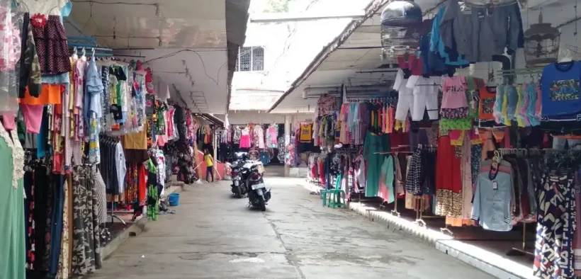 Pemerintah Kota Probolinggo melalui DKUP kembali menawarkan tiga lokasi relokasi alternatif bagi para pedagang oleh-oleh haji/umrah
