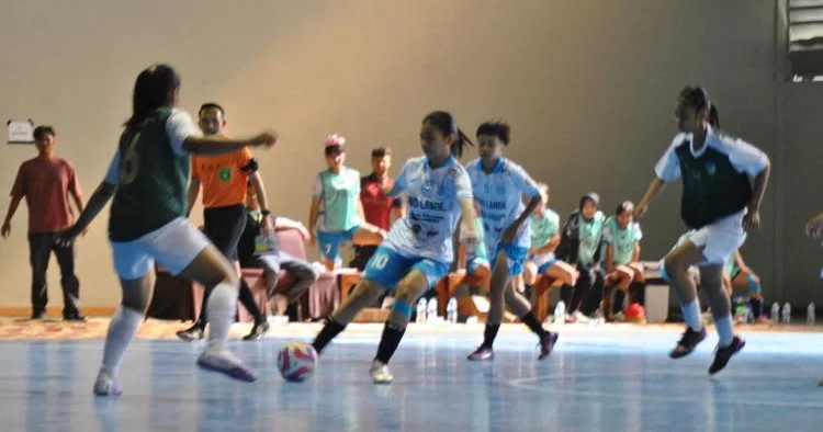 Tim Futsal Putri Kota Batu lolos ke babak 8 besar di group A Futsal Putri Pekan Olahraga Provinsi (Porprov) IX Jatim tahun 2025,