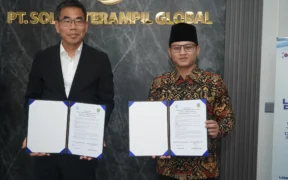 Bupati Trenggalek, Mochamad Nur Arifin menandatangani kerjasama dengan Universitas Gyeongnam Namhae Korea Selatan.
