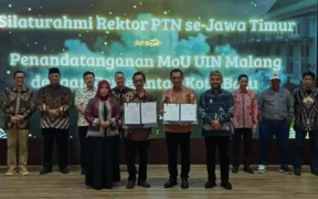 Penandatanganan nota kesepahaman (MoU) antara Universitas Islam Negeri (UIN) Maulana Malik Ibrahim Malang dengan Pemerintah Kota Batu