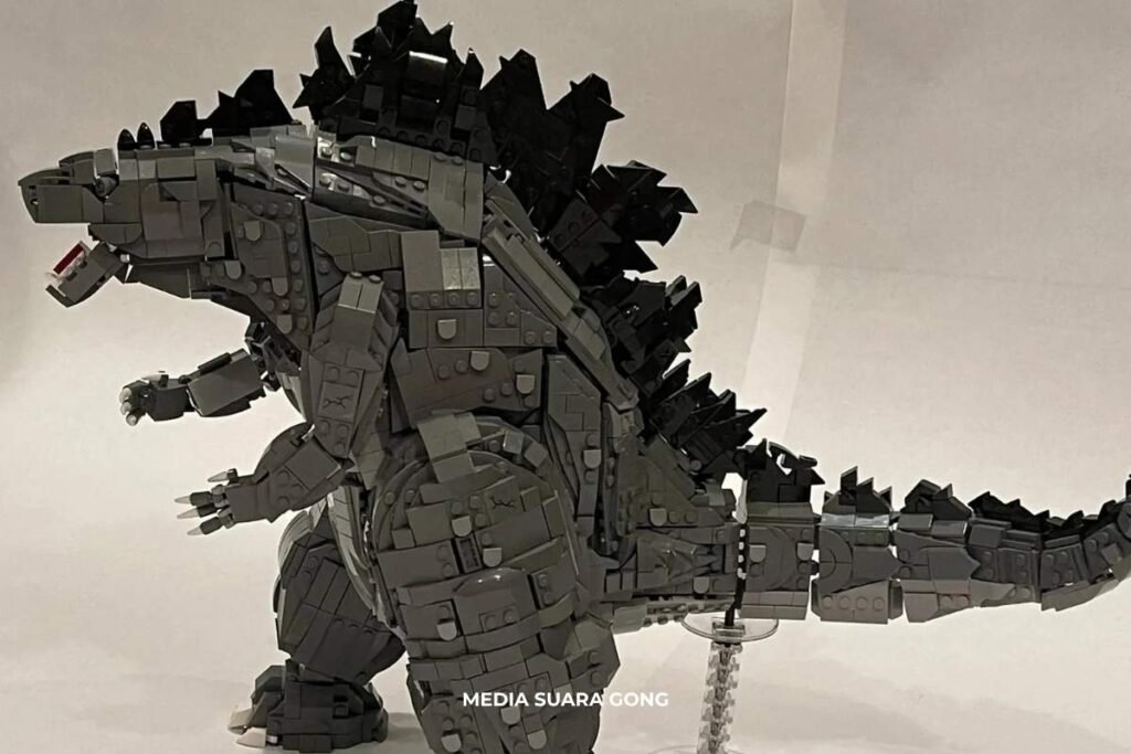 LEGO Godzilla terbaru punya efek nafas atom