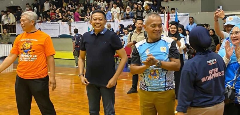 gaya santai pak wali kota malang