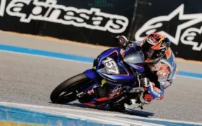 M. Murobbil Fathoni akrab di panggil M Robby Sakera gagal naik ke podium akibat kecelakaan di ronde kedua ARRC 2025