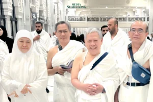 Khofifah Lanjutkan Rangkaian Ibadah Haji: Lanjut Lempar Jumrah