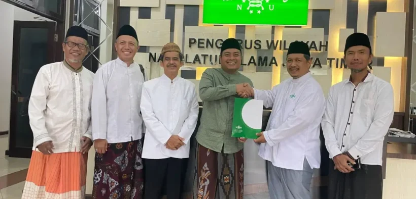 DPW Partai Keadilan Sejahtera (PKS) Jawa Timur menyerahkan hewan kurban ke 3 organisasi keagamaan besar di Jawa Timur: PWNU, MUI dan PWM