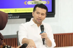 Plt Gubernur Jatim Bahas Langsung SPMB 2025 Lewat Podcast