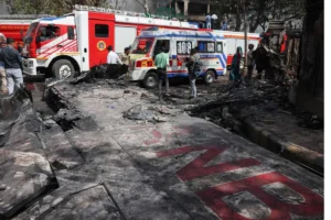 Pesawat Air India Dreamliner Jatuh, Tewaskan 240 Orang