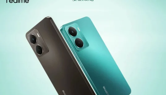 Realme resmi meluncurkan Realme P3 5G, yang hadir sebagai smartphone mid-range terjangkau khusus pasar online.