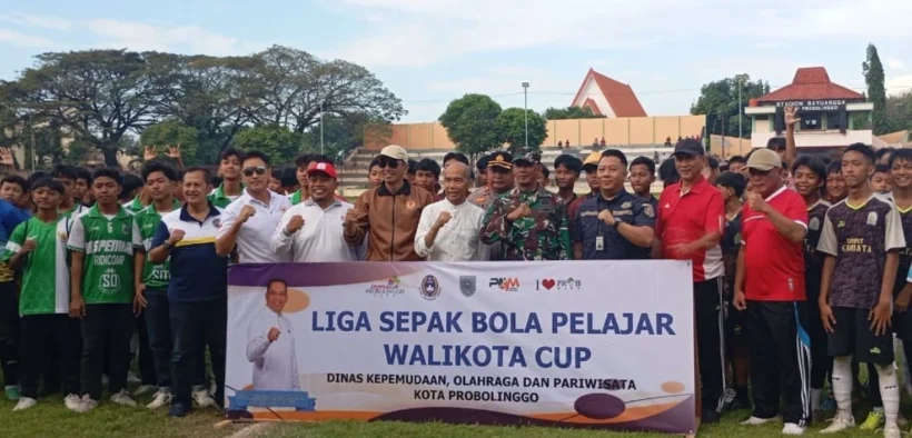 Turnamen sepak bola tingkat pelajar SMP/MTs bertajuk Walikota Cup 2025 resmi dibuka, Siap Jaring Bibit Muda Berbakat Probolinggo