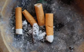Fakta dari Kemenkes RI mengungkap, sebanyak 5,1 juta anak di bawah usia 18 tahun sudah menjadi perokok aktif. 