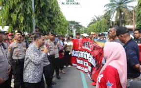 Dana Terhenti, Ratusan Anggota KSPPS Madani Di Trenggalek Wadul Ke Dewan