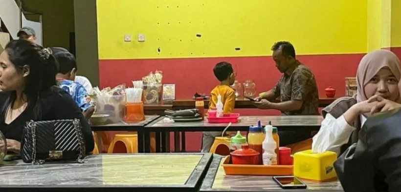 Kota Malang resmi menerapkan pajak daerah sebesar 10 persen kepada pelaku Usaha Mikro, Kecil, dan Menengah (UMKM) yang telah tergolong mapan