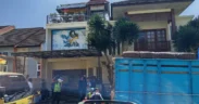 Rumah mewah 3 lantai di Perumahan Batu Residence dieksekusi oleh Pengadilan Negeri (PN) Malang, Selasa pagi (17/6/2025).