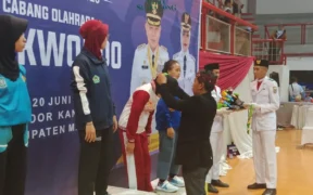 Atlet muda Kabupaten Malang berbakat, Chessya Allina Ramadhani, berhasil menyumbang 1 medali perunggu di Porprov Jatim 2025