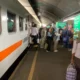 KAI Daop 8 Surabaya mencatat ada sebanyak 31.627 penumpang memadati Stasiun Malang, di momen libur sekolah ini (23/6).