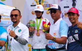 Atlet sepatu roda Kabupaten Malang, Aracely Az-Zukhruf, berhasil meraih medali perunggu dalam Porprov IX Jawa Timur 2025.