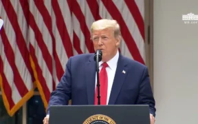Presiden Amerika Serikat Donald Trump secara resmi menetapkan pengenaan tarif impor baru sebesar 19% atas barang-barang asal Indonesia.