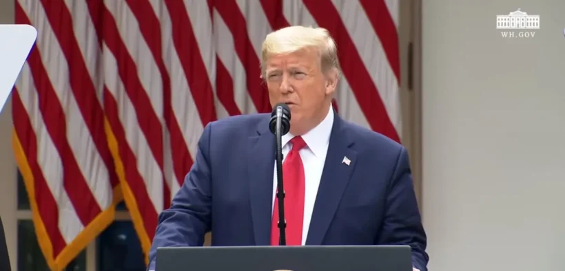 Presiden Amerika Serikat Donald Trump secara resmi menetapkan pengenaan tarif impor baru sebesar 19% atas barang-barang asal Indonesia.