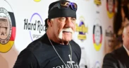 Hulk Hogan, legenda gulat profesional yang dikenal dengan julukan “Wrestling’s Top Banana”, dilaporkan meninggal dunia