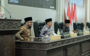 DPRD Kota Batu dorong Pemerintah Kota Batu untuk menghapus sejumlah aset daerah yang dinilai tidak strategis bagi masyarakat.