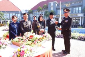 Puncak Hari Bhayangkara ke-79, Polres Batu Gelar Upacara Meriah