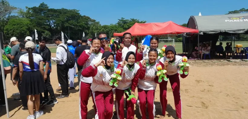 Atlet Bola Voli Pantai Kabupaten Malang Raih Perak Di Porprov Jatim