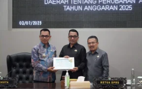 Pemerintah Kota Batu resmi mengajukan Raperda Perubahan APBD Tahun Anggaran 2025 dalam rapat paripurna DPRD Kota Batu