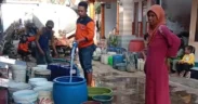 2 desa Kabupaten Probolinggo kembali dihadapkan pada ancaman krisis air bersih yang mulai dirasakan sejak peralihan musim
