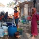 2 desa Kabupaten Probolinggo kembali dihadapkan pada ancaman krisis air bersih yang mulai dirasakan sejak peralihan musim