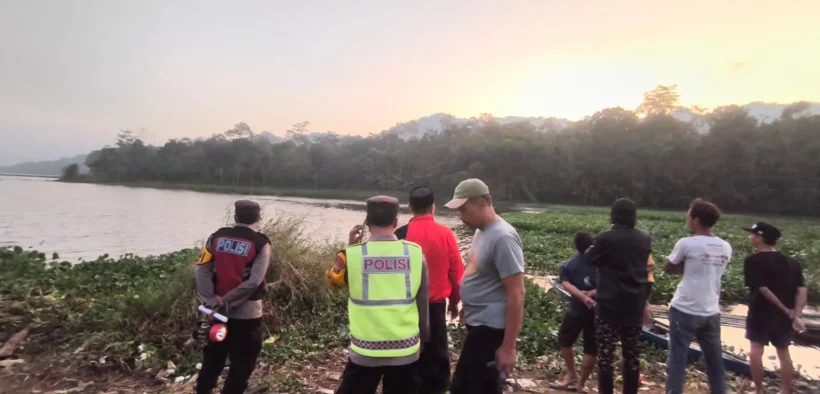 Jenazah korban tenggelam di bendungan Selorejo saat berada di RS Bhayangkara Hasta Brata Batu (Polsek Ngantang)
