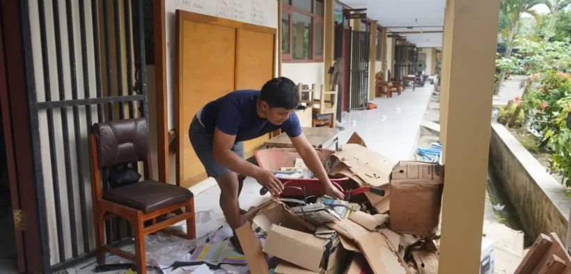 Pengosongan BLK mulai dilakukan untuk disiapkan sebagai tempat pembelajaran sementara Sekolah Rakyat Trenggalek (Mil/Pers)