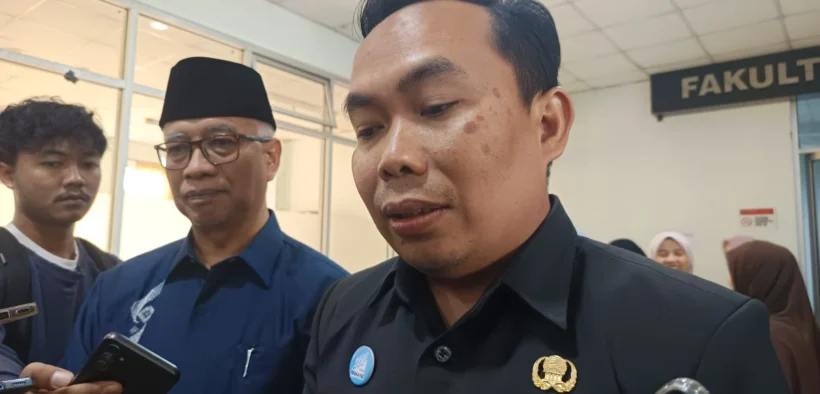 Wakil Wali Kota Malang tanggapi polemik kedatangan Dr Zakir Naik, ke Kota Malang dalam mengisi ceramah di Stadion Gajayana, Kamis (10/7/2025)