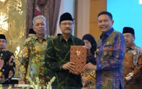 Wali Kota Malang Wahyu Hidayat Nyatakan Kesiapan dalam Mendukung Sekolah Rakyat Dengan meelakukan Penandatanganan BMD Bersama Mensos RI