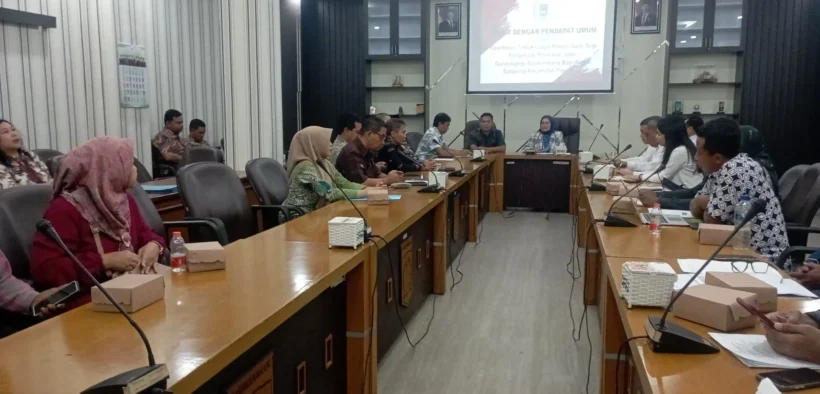 Puluhan Warga Tuntut Ganti Rugi, DPRD Kabupaten Malang Terima Keluhan Soal Perbaikan Jalan