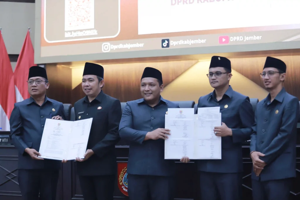 Pemerintah Kabupaten Jember bersama Dewan Perwakilan Rakyat Daerah (DPRD) Kabupaten Jember sepakat untuk melakukan perubahan KUA PPAS.