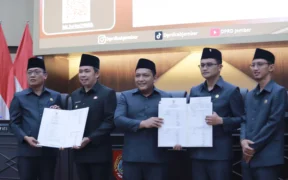 Pemerintah Kabupaten Jember bersama Dewan Perwakilan Rakyat Daerah (DPRD) Kabupaten Jember sepakat untuk melakukan perubahan KUA PPAS.