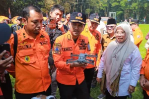 Wagub Emil Dardak Pimpin Apel Kesiapsiagaan Karhutla 2025