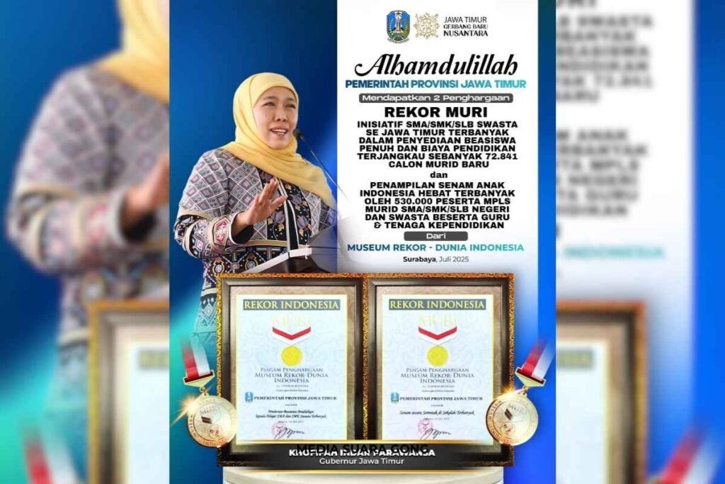 khofifah indar parawansa mendapat penghargaan rekor muri MPLS Ramah Jawa Timur