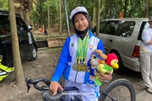 Aila Zahra dari Malang Sabet Perak di Balap Sepeda Porprov Jatim 2025