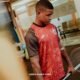 Alan Cardoso warming up angkat barbel sebelum bertemu dengan fans the jack mania