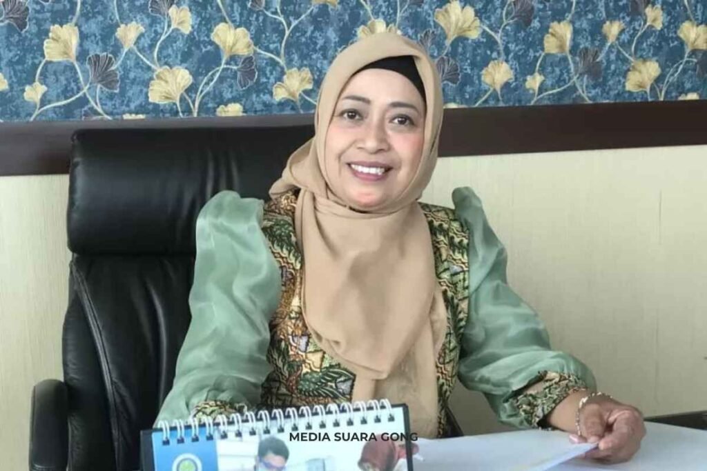 Wakil Rektor II UM Prof. Dr. Puji Handayati, S. E. Ak, M. M,. CA, CMA menjelaskan jika selama ini sudah muncul berbagai wacana yang diupayakan atas masalah yang terjadi