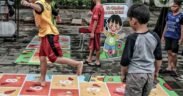 Festival Sandjiwa di Museum Panji, Malang, menghadirkan permainan tradisional