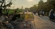 Pemerintah Kabupaten Jombang lanjutkan Program strategis yaitu mengerjakan proyek pelebaran Jalan Ceweng–Kalianyar
